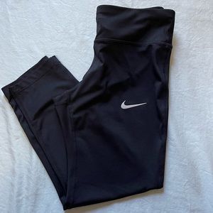 💗Nike Dri-Fit Run Crop Leggings